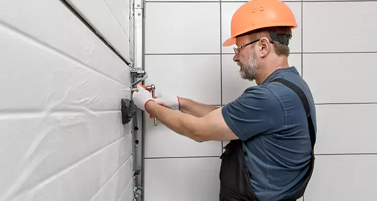 Emergency Garage Door Repair in Ojus, FL