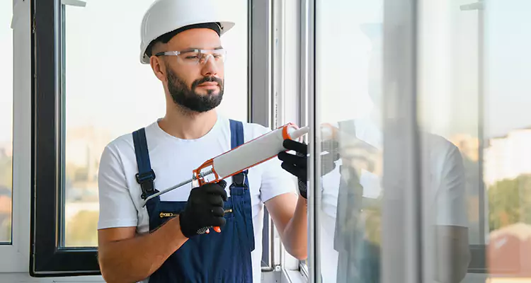 Retractable Screens Repair for Patio in Ojus, FL