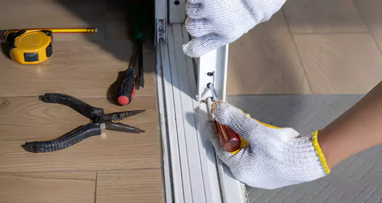 Screen Door Wheel Replacement in Ojus, FL