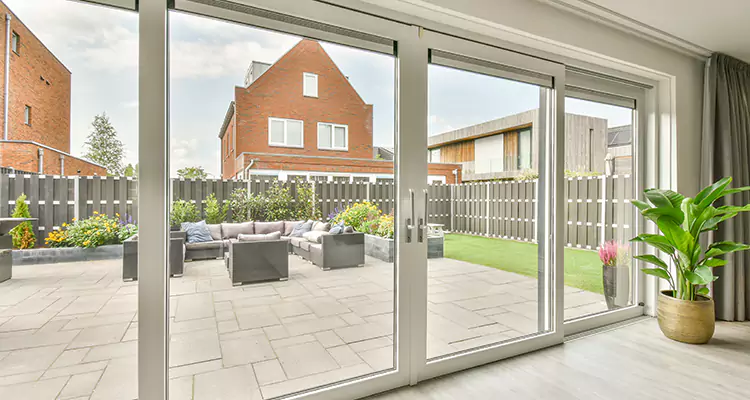 Best Sliding Screen Door Replacement Company in Ojus, FL