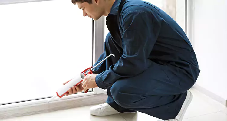 Window Glass Caulk Repair in Ojus, FL